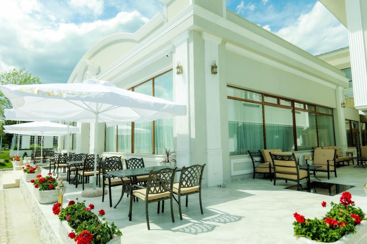 Hotel Palace Severin Drobeta Turnu Severin Exterior foto